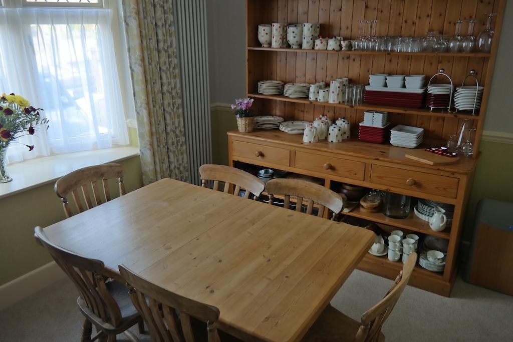 Weston Cottage Пул Екстериор снимка