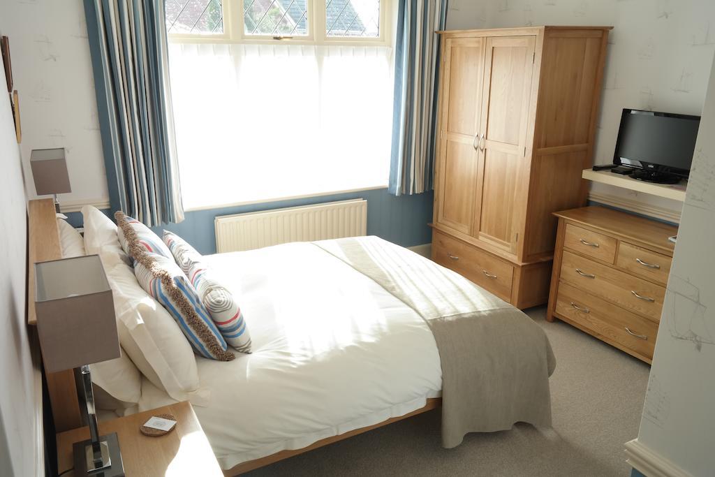 Weston Cottage Пул Стая снимка