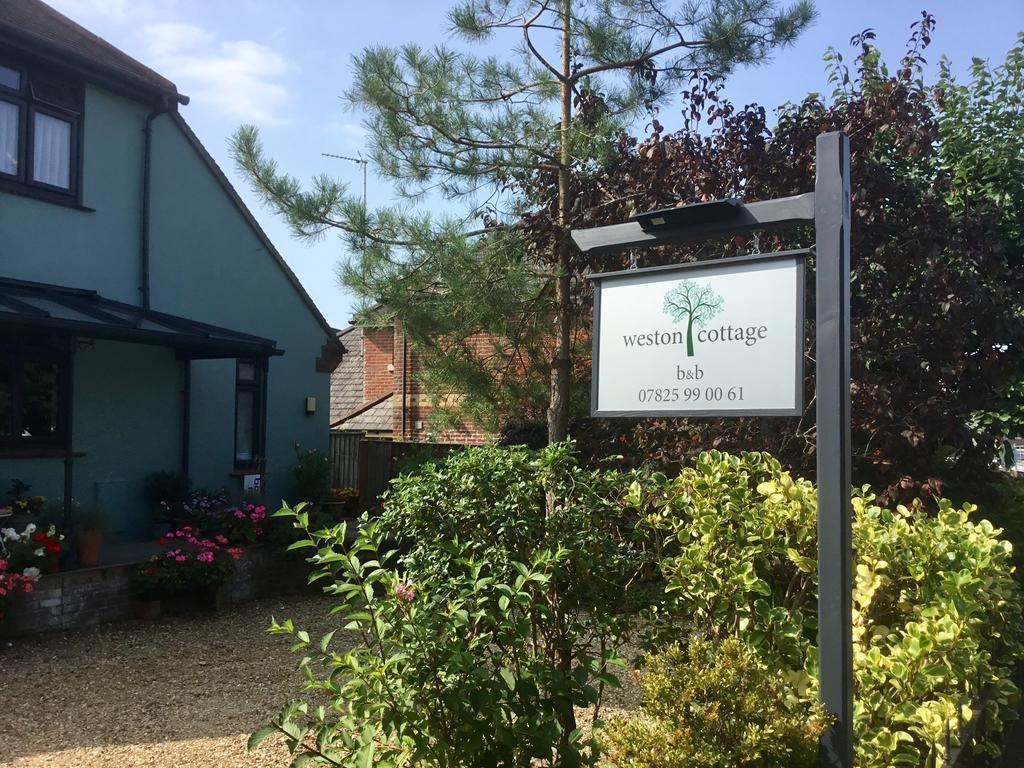 Weston Cottage Пул Екстериор снимка